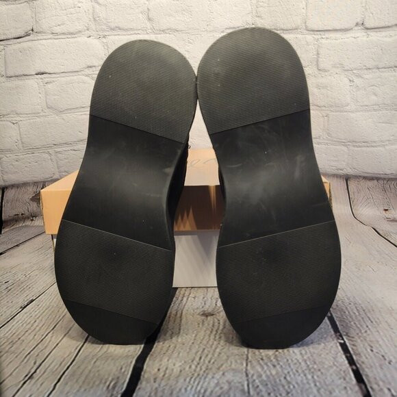 Wild Pair Women's Earlee Platform Faux Suede Zip-up Boots - Picture 4 of 8